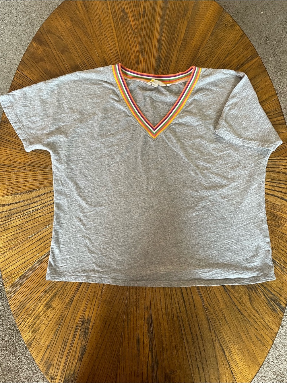 Boden Light Gray V-Neck Tee with Rainbow Trim